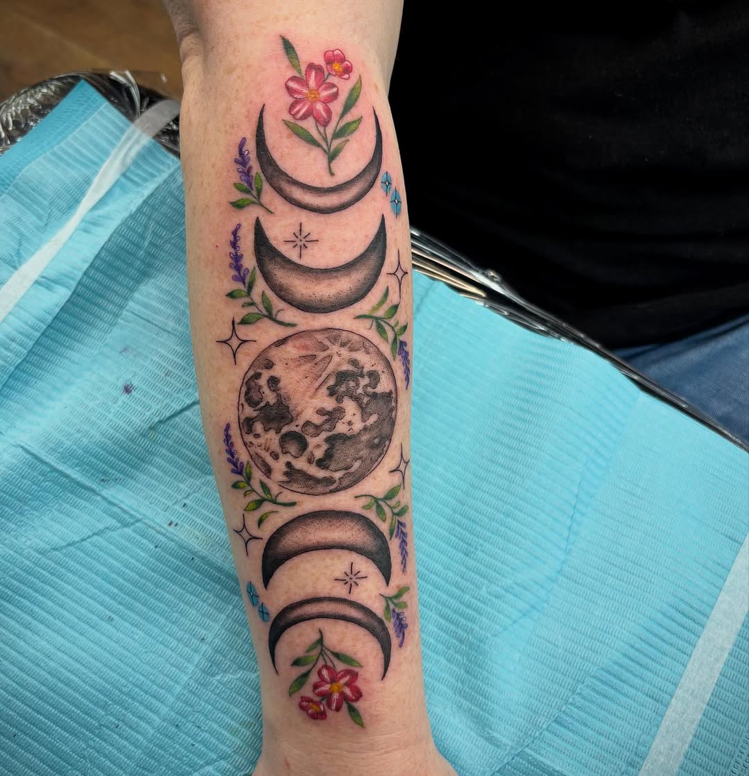 Tattoo by @robbiereeltattoo — dotwork