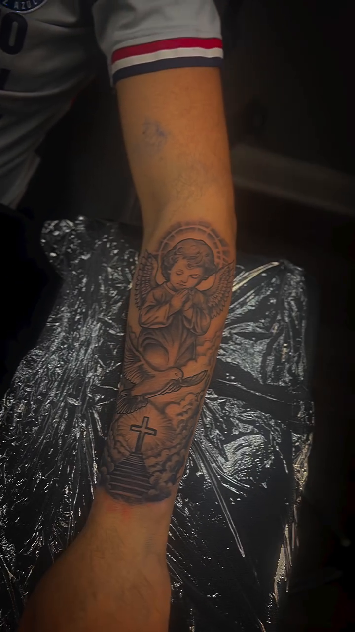 Tattoo by @the_tatuador265 — black_and_grey, realism