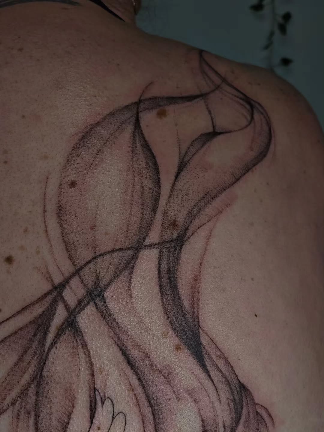 Tattoo by @lunatattoosya — dotwork