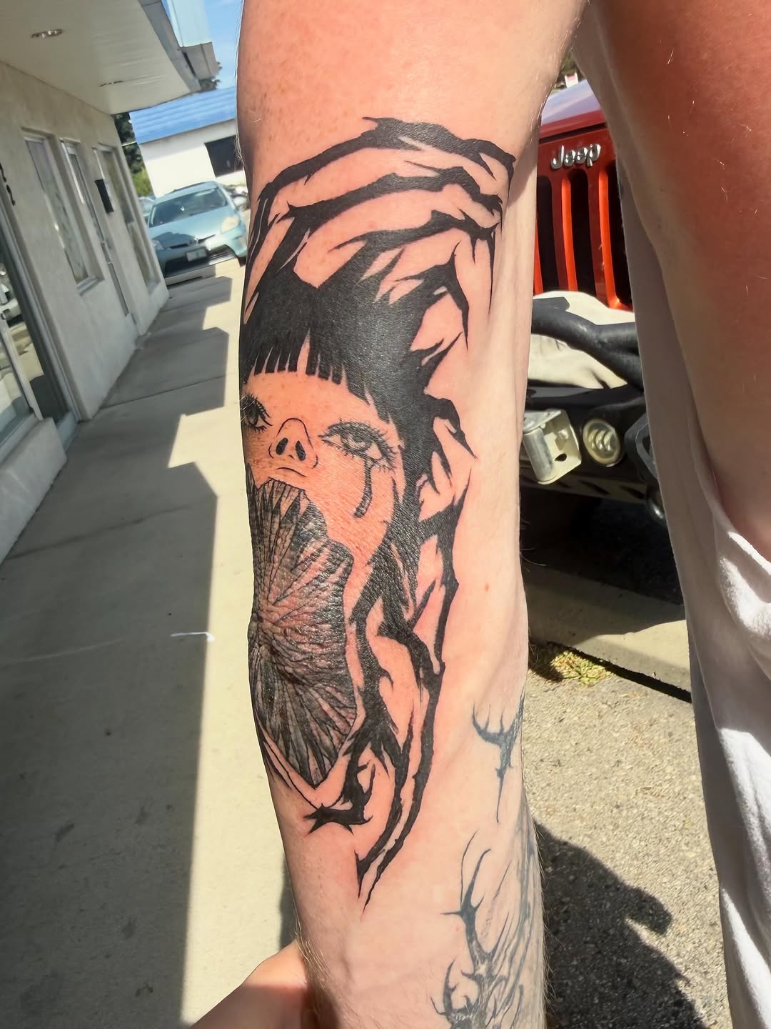 Tattoo by @loui_lays_ink — blackwork, illustrative