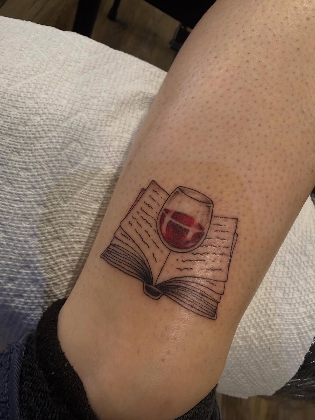 Tattoo by @aegang.inks β fine_line, illustrative