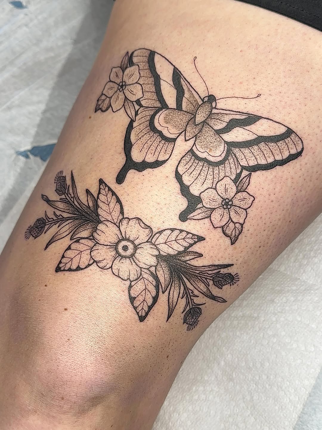 Tattoo by @savannahleetattoos — fine_line, dotwork