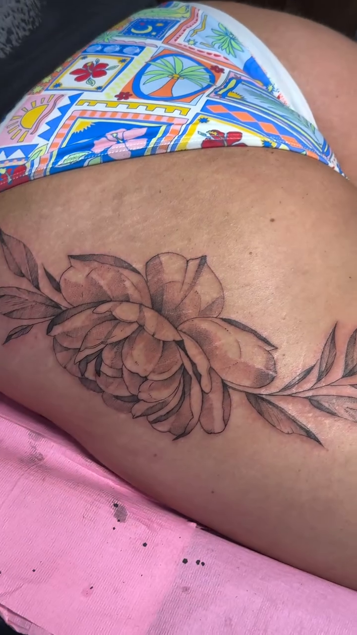 Tattoo by @michelastattoos — fine_line, black_and_grey