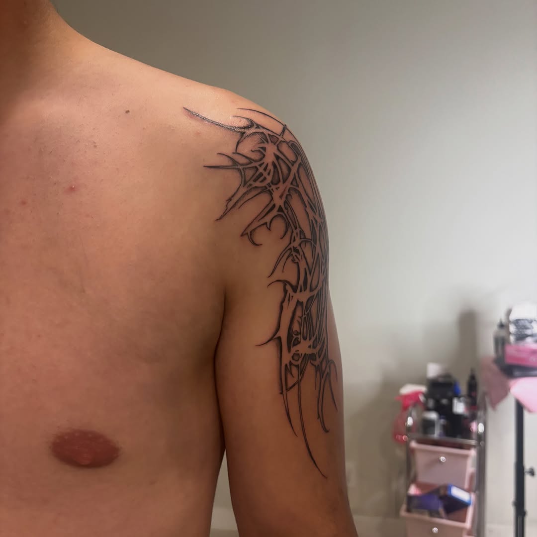 Tattoo by @miffythereaper — blackwork