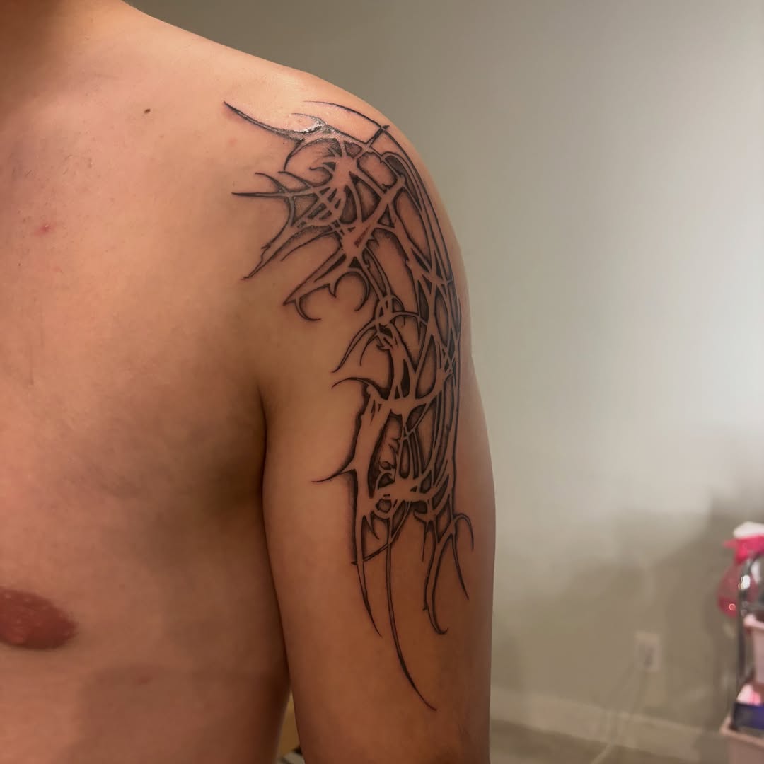 Tattoo by @miffythereaper — blackwork