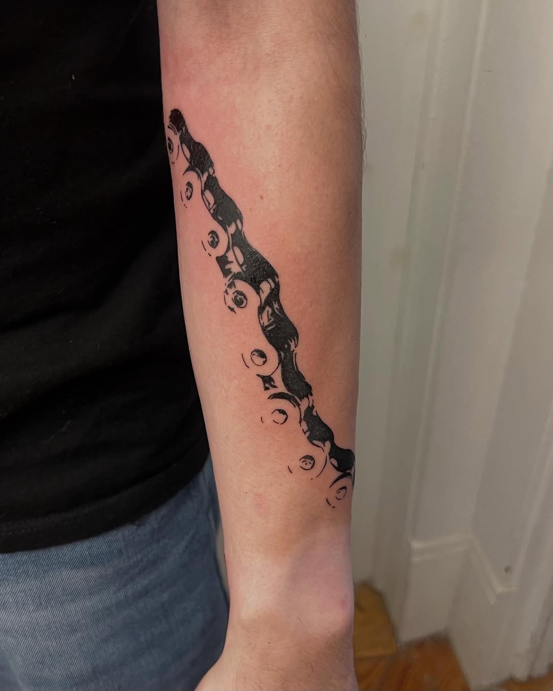 Tattoo by @ineedarocketlauncher — blackwork
