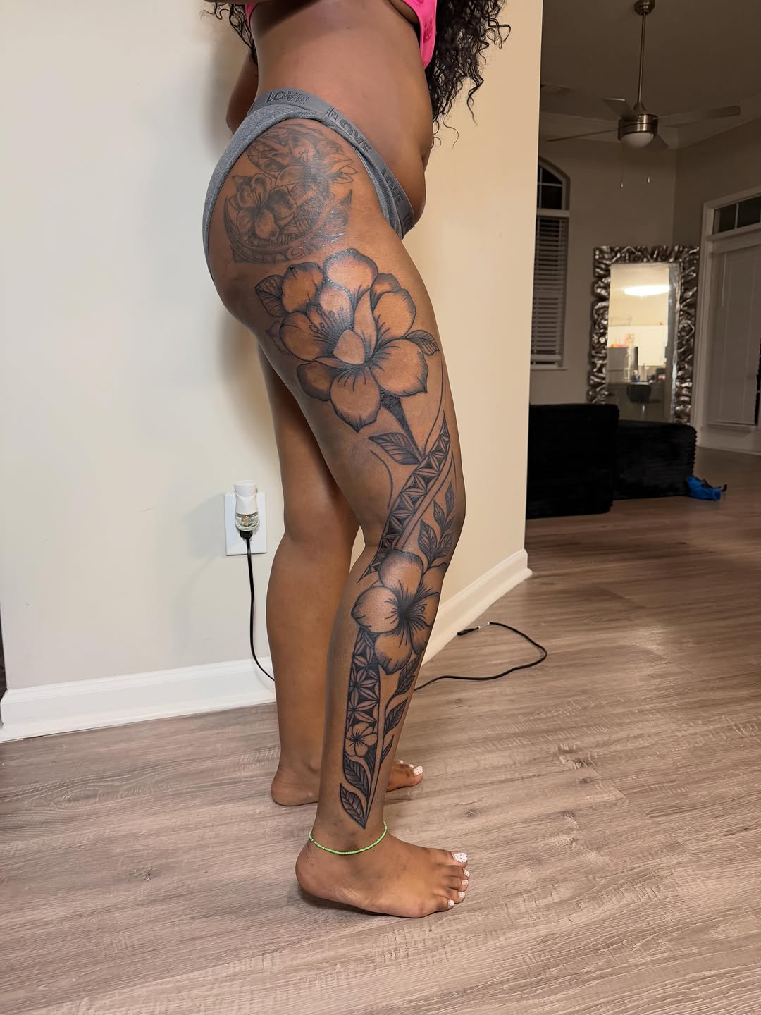 Tattoo by @nylainkedyou — black_and_grey, ornamental