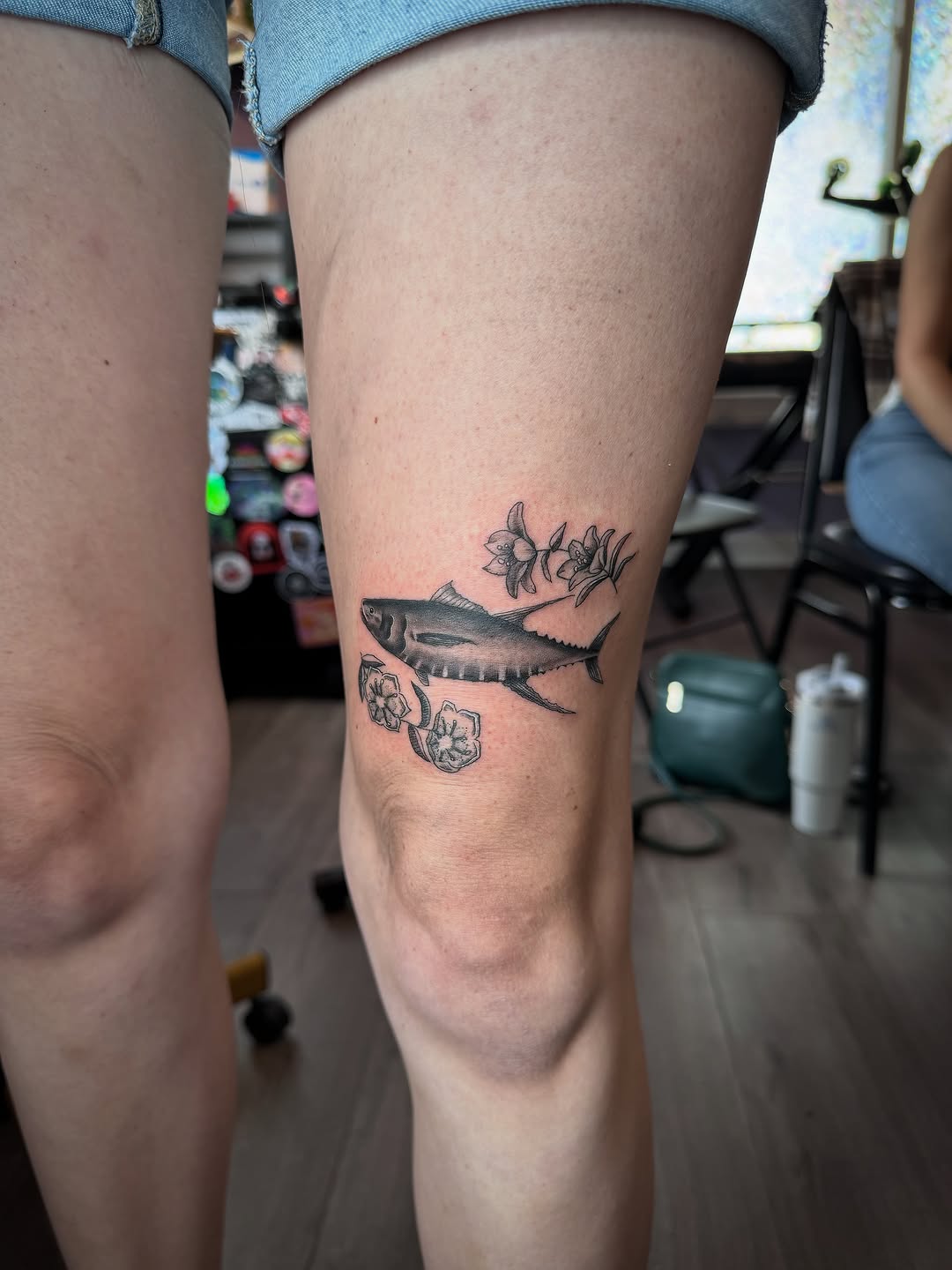Tattoo by @honeyssweettattoos β black_and_grey