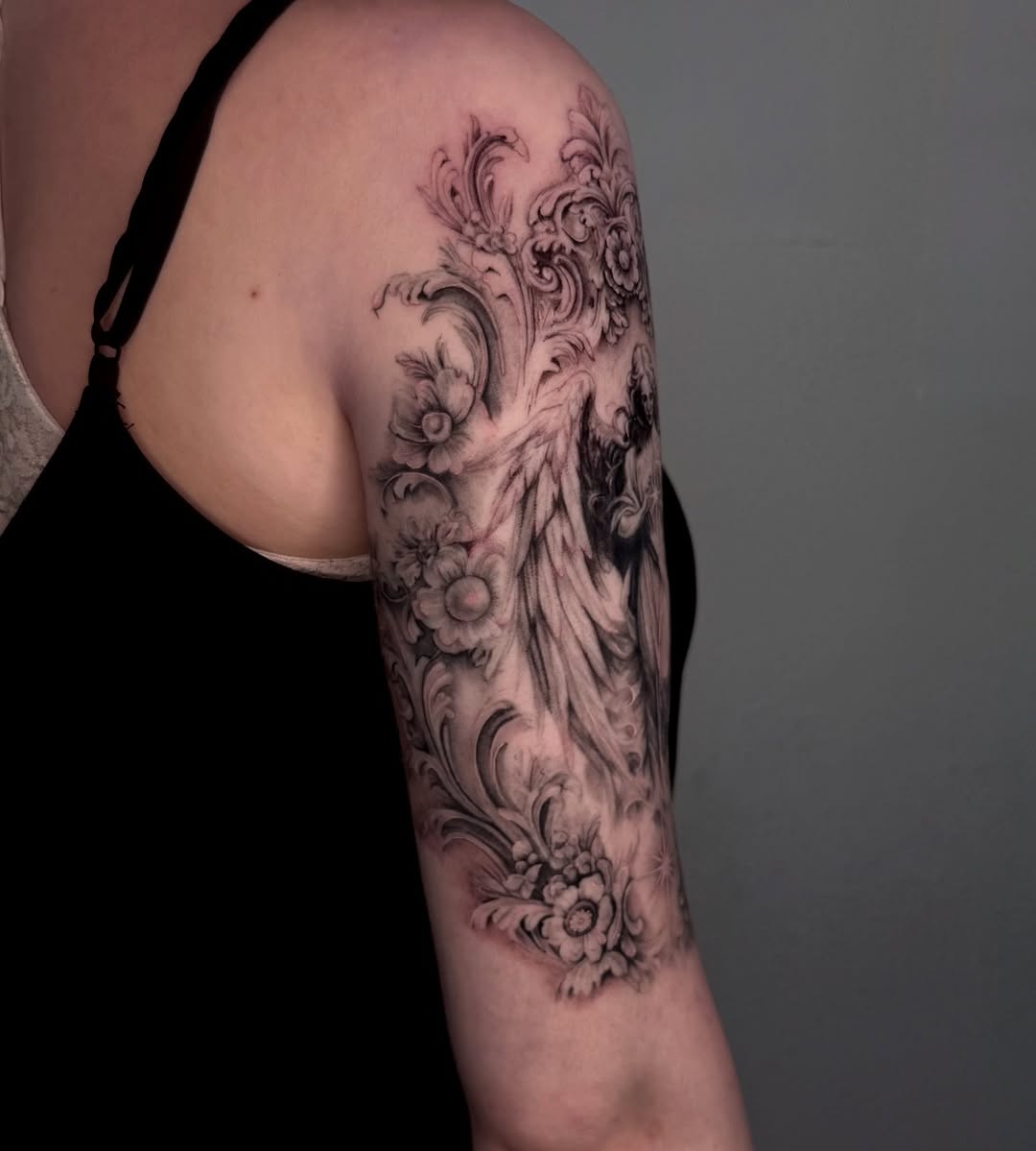 Tattoo by @tatt2dlaluna — black_and_grey, ornamental