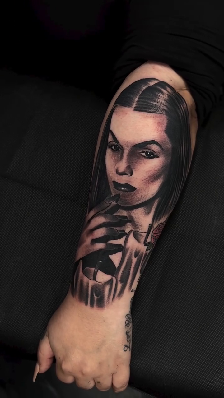 Tattoo by @gallo.inkz — realism, black_and_grey