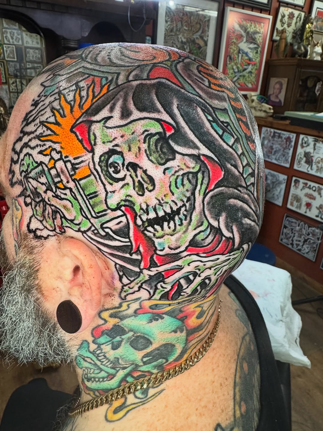 Tattoo by @timlehi — blackwork