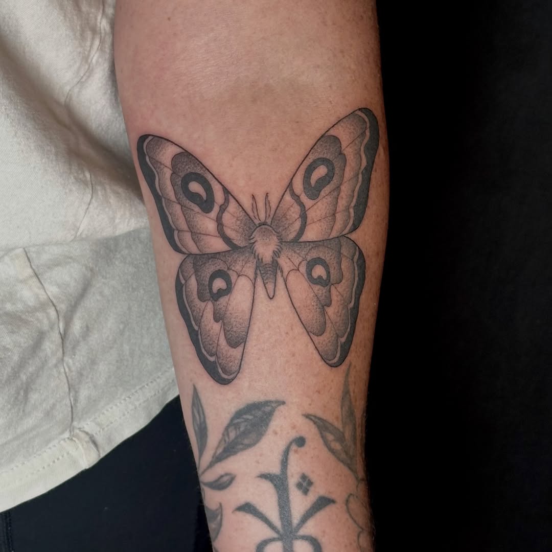 Tattoo by @treehuggertattoos — dotwork, black_and_grey
