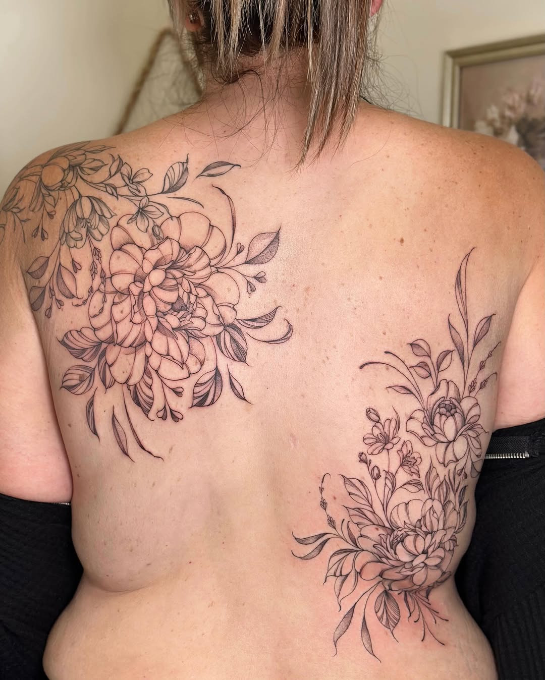 Tattoo by @t.ffanystudio — fine_line, black_and_grey