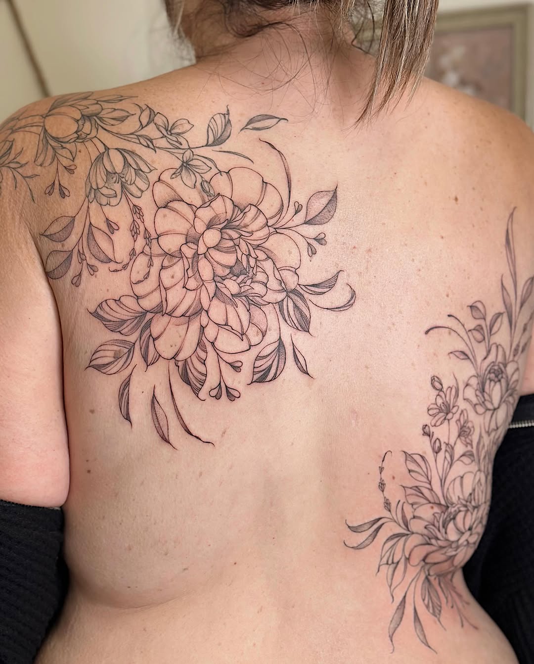 Tattoo by @t.ffanystudio — fine_line, black_and_grey