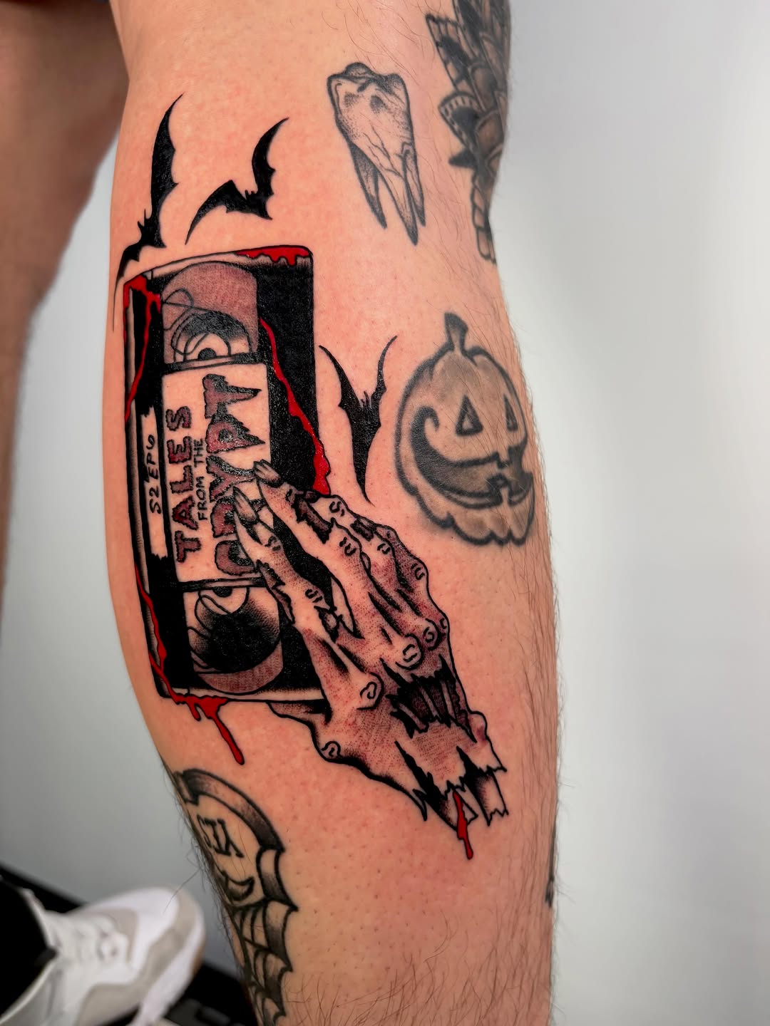 Tattoo by @loreleitats — american_traditional