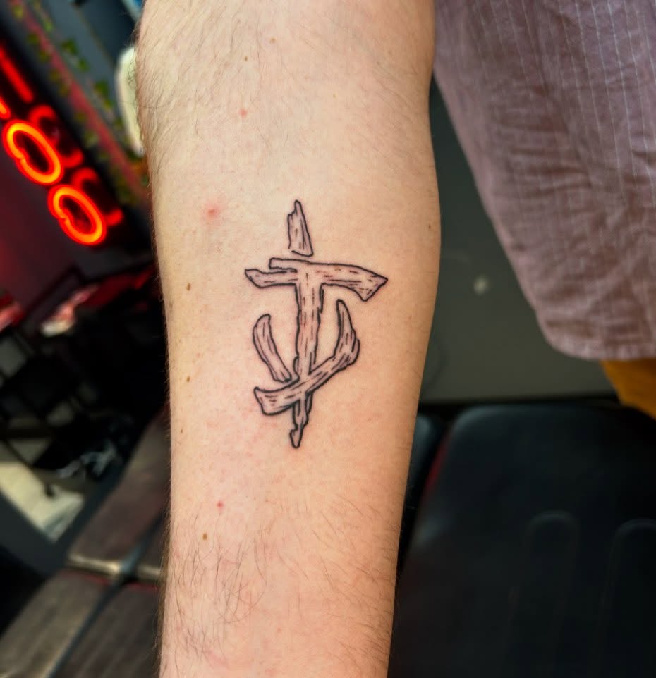 Tattoo by @maddiedoestattoos — blackwork