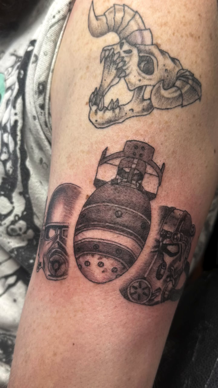 Tattoo by @lacedemonart β illustrative, black_and_grey