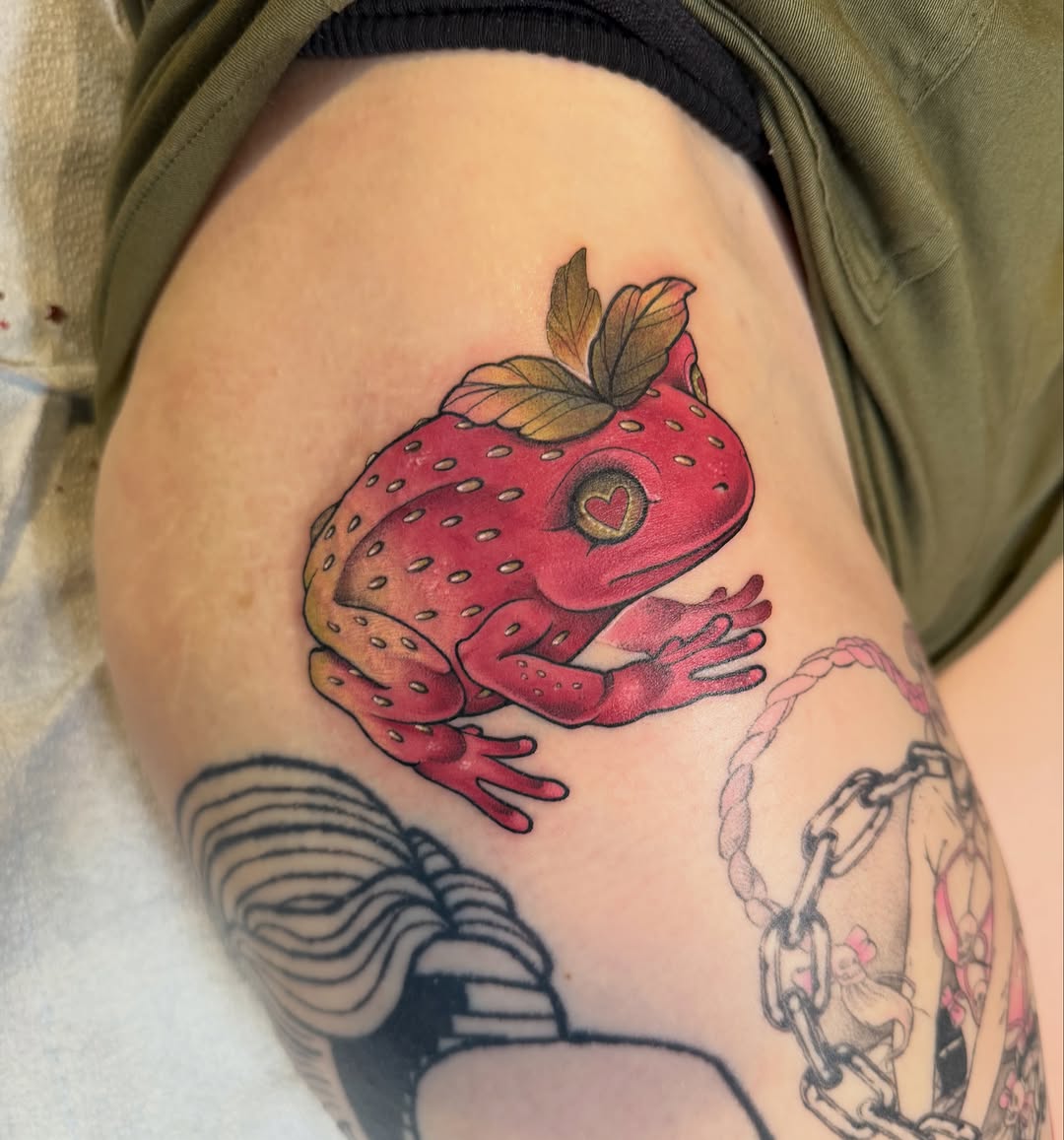 Tattoo by @alternativeyouniverse β new_school, realism
