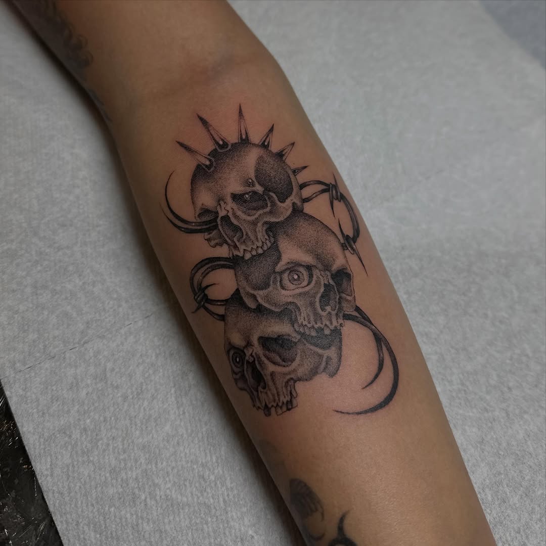Tattoo by @b4dpain β black_and_grey, illustrative