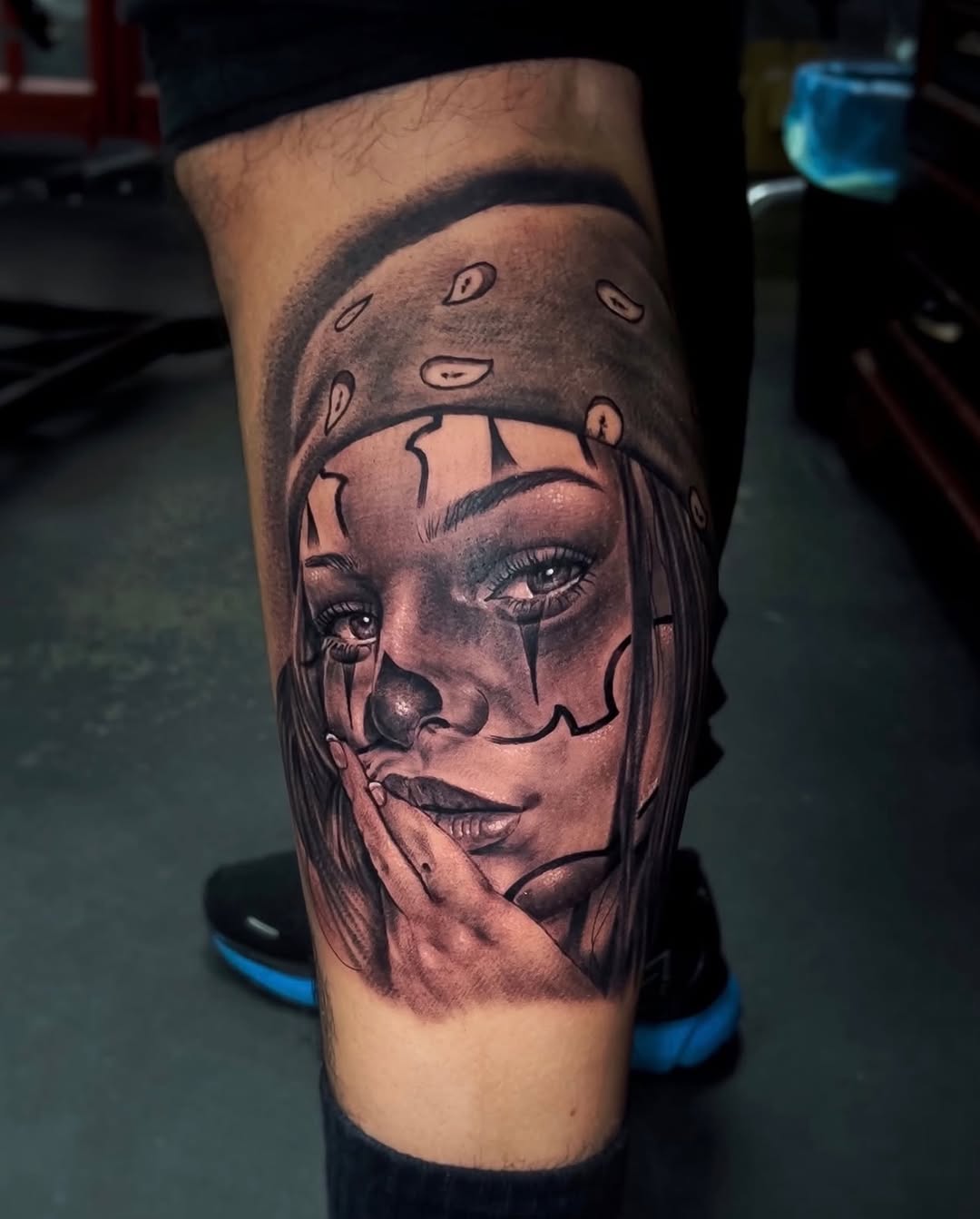 Tattoo by @snakesanddaggers โ realism, black_and_grey