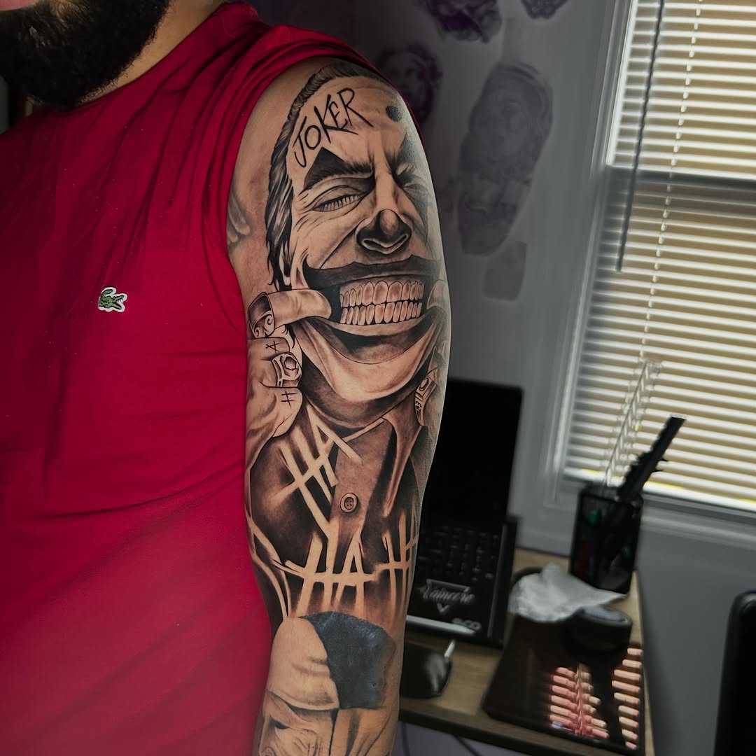 Tattoo by @deniscastrotattoo — realism, black_and_grey