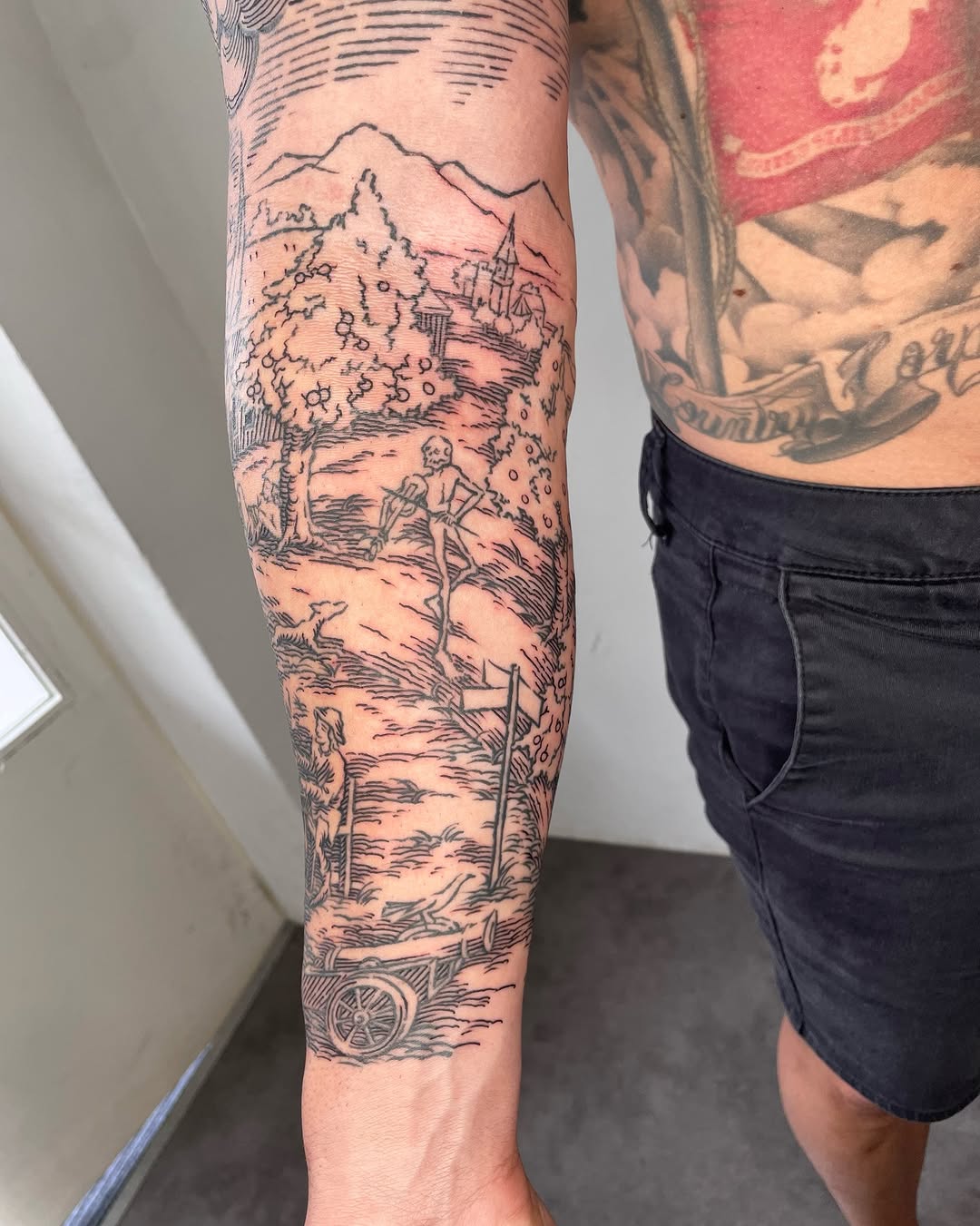 Tattoo by @5.5volt_tattoo — blackwork