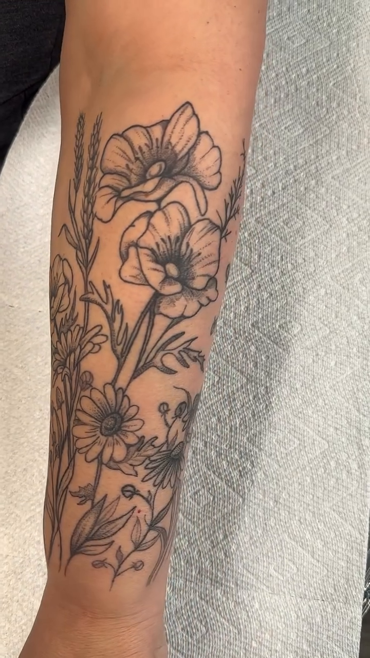 Tattoo by @mikala_tattoos — illustrative, fine_line