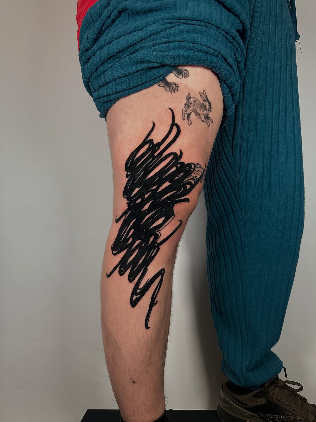 Tattoo by @sechisaiasz — illustrative, blackwork