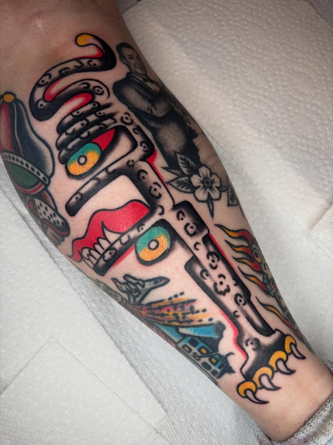 Tattoo by @alexsublett_tattoo โ american_traditional, illustrative
