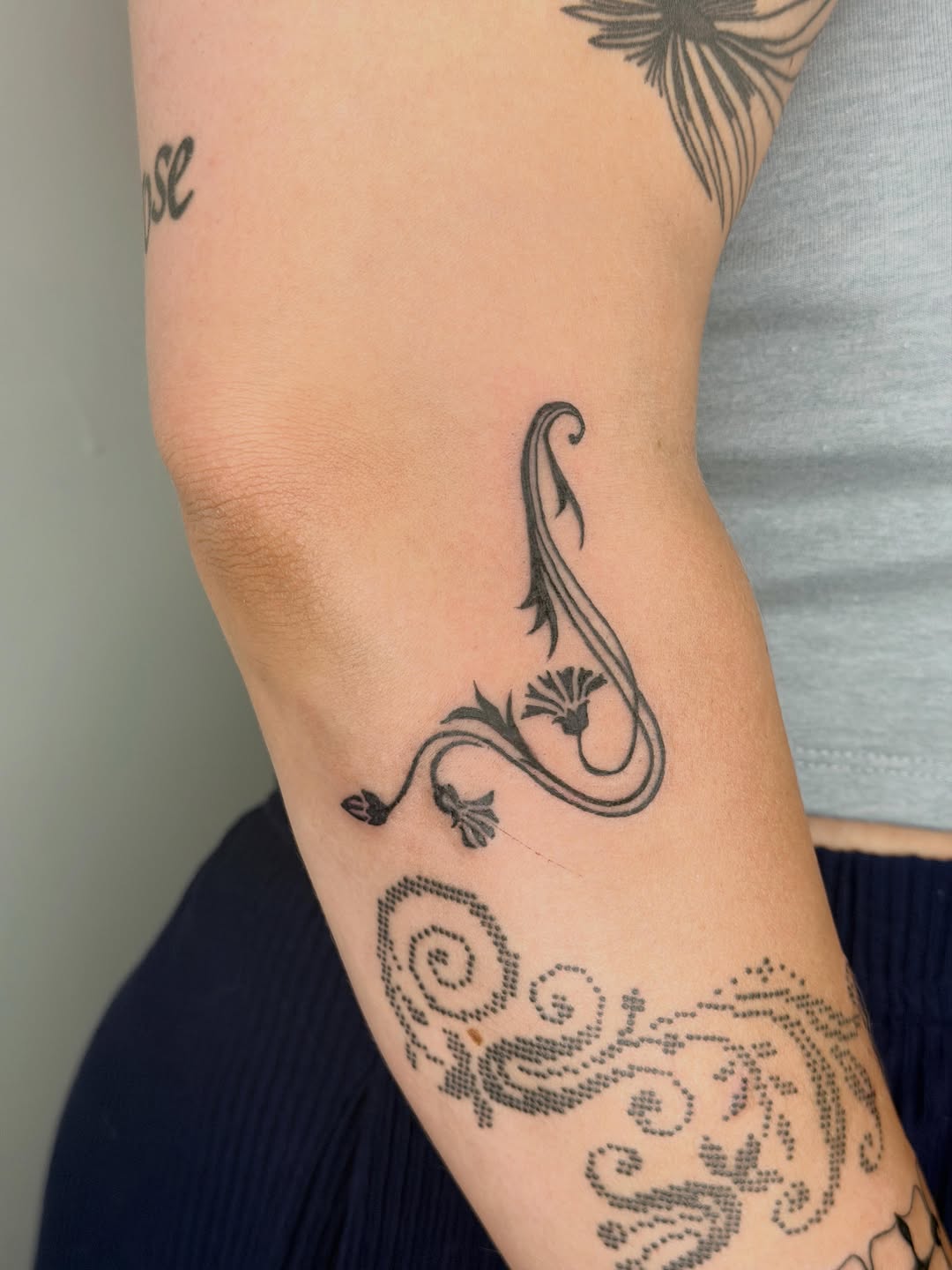 Tattoo by @pretty_heavy_ — ornamental, fine_line