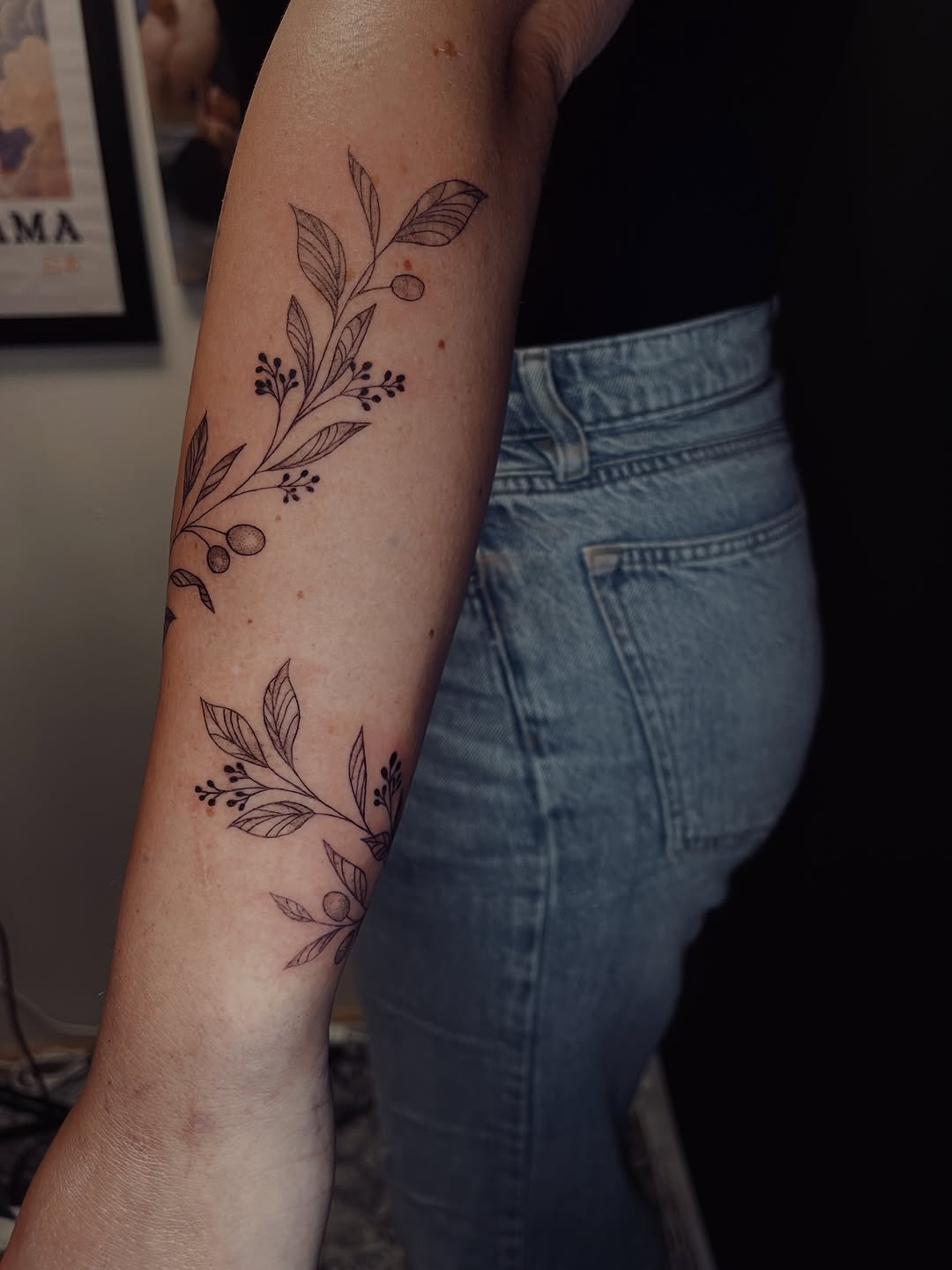 Tattoo by @natto_friends — fine_line