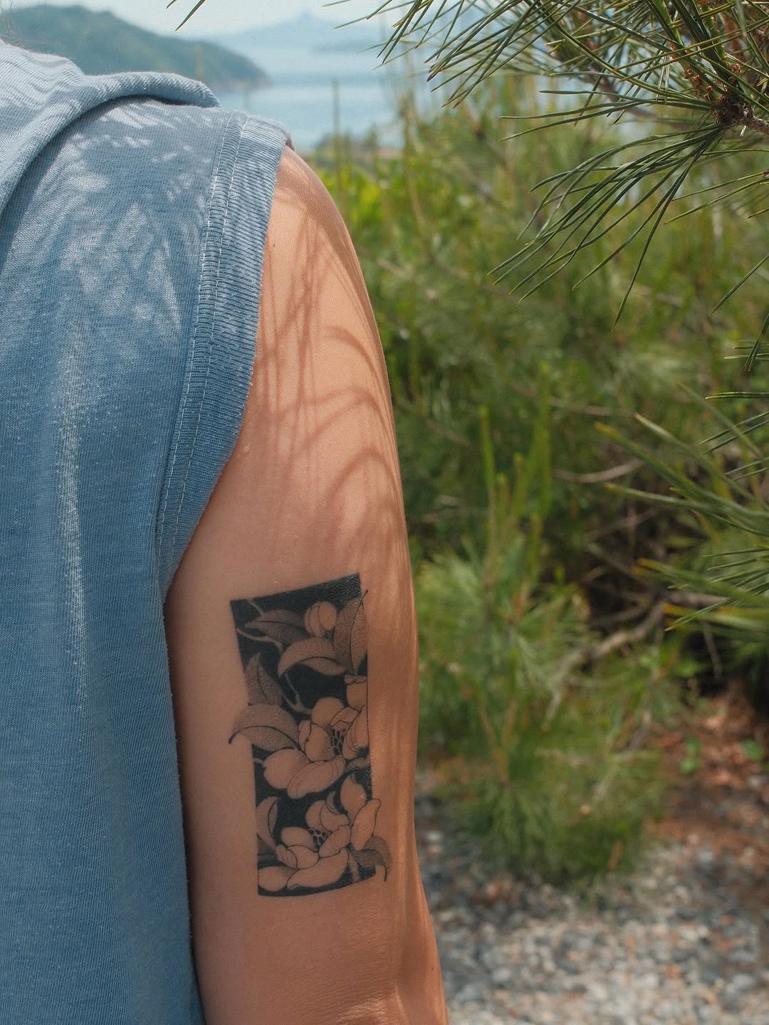 Tattoo by @sagodripp — black_and_grey, fine_line