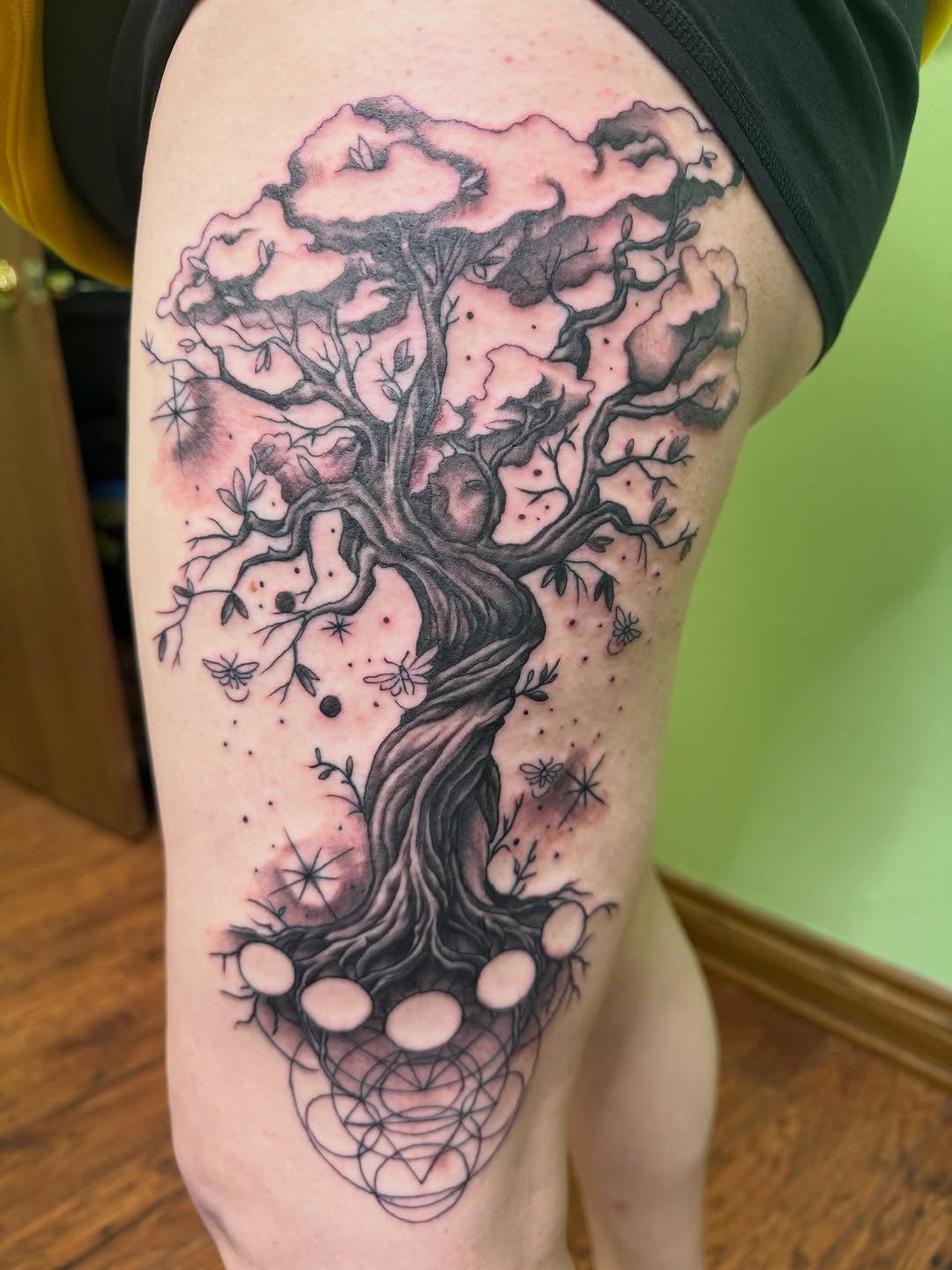 Tattoo by @tattoosbywoody — black_and_grey, geometric