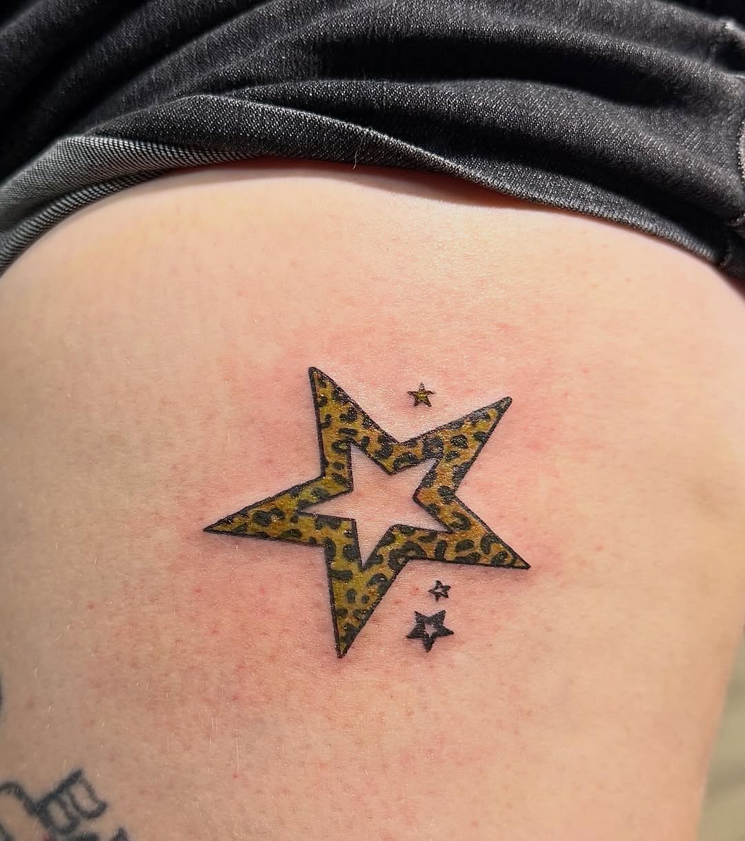 Tattoo by @sin_sidney_tatts — illustrative, geometric