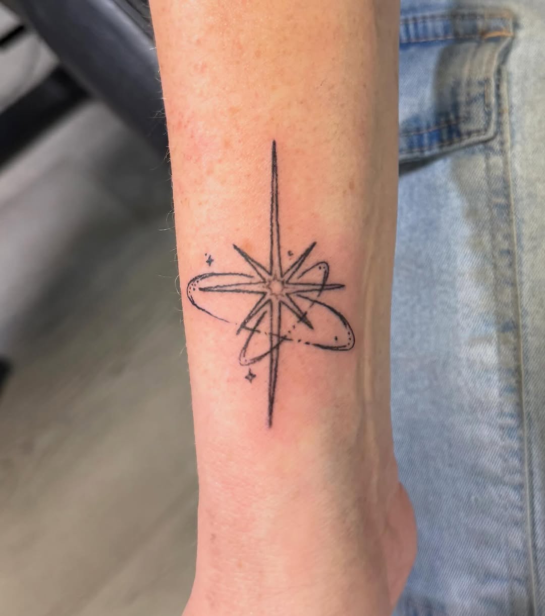 Tattoo by @sin_sidney_tatts — fine_line, illustrative