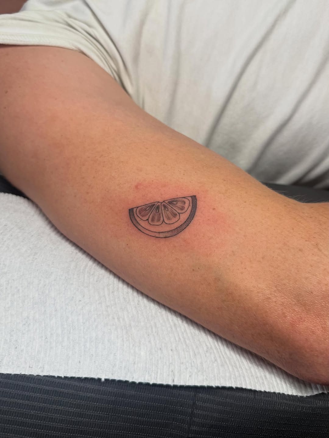 Tattoo by @jojoinkk โ fine_line