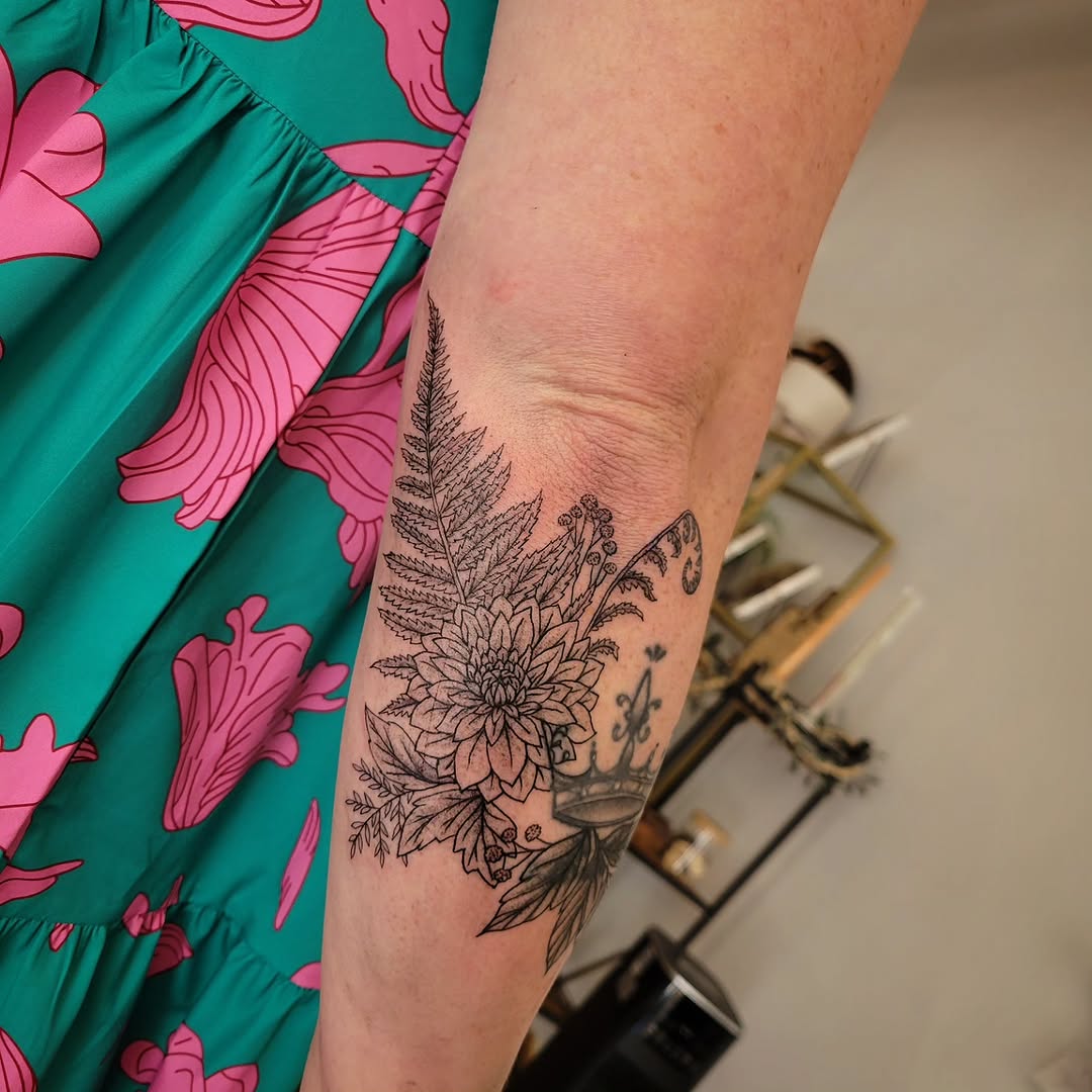 Tattoo by @solsticetattoonc β black_and_grey