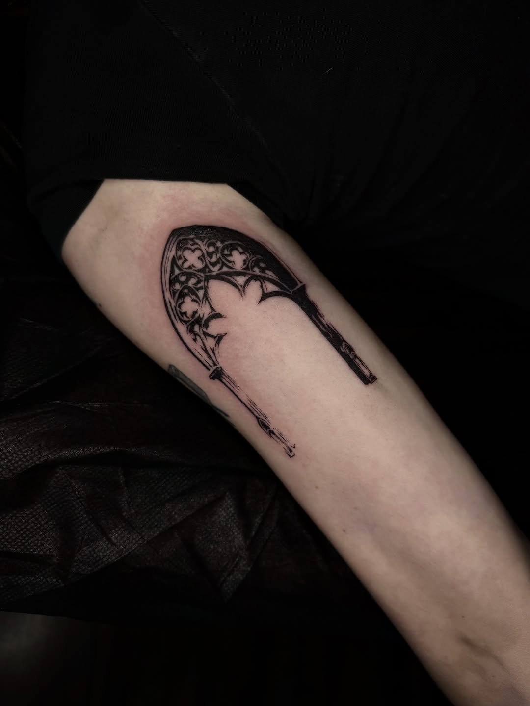 Tattoo by @lilith.belle.tattoo β blackwork, illustrative