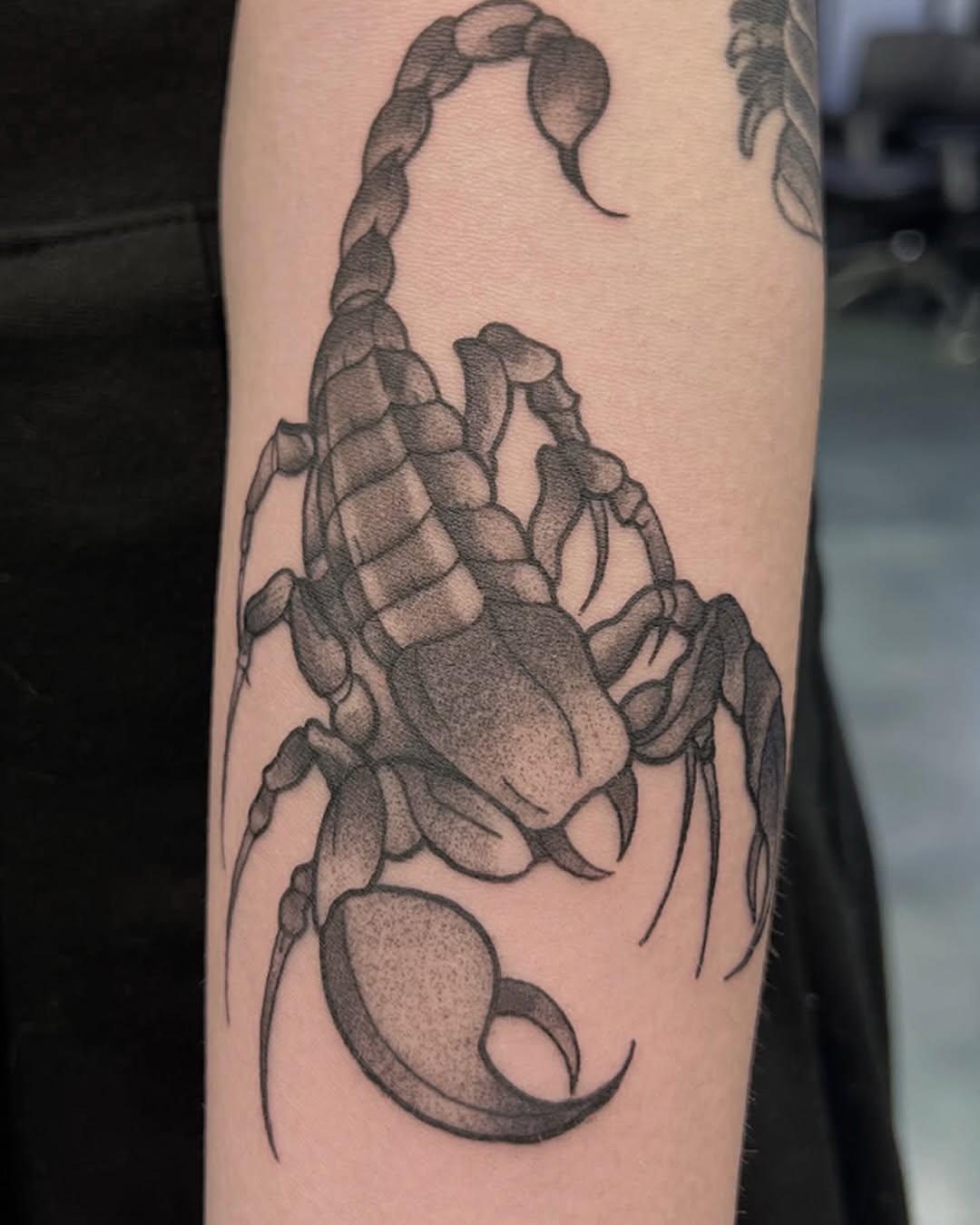 Tattoo by @legslietattoos_ — black_and_grey