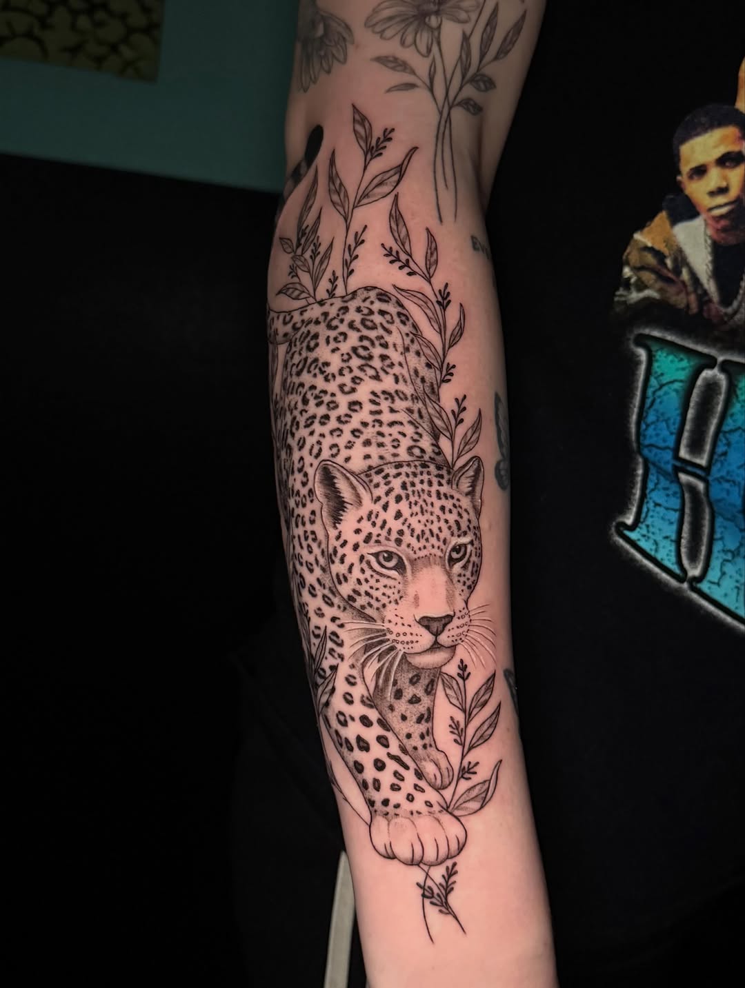 Tattoo by @lesleahipp_tattoo — black_and_grey, illustrative