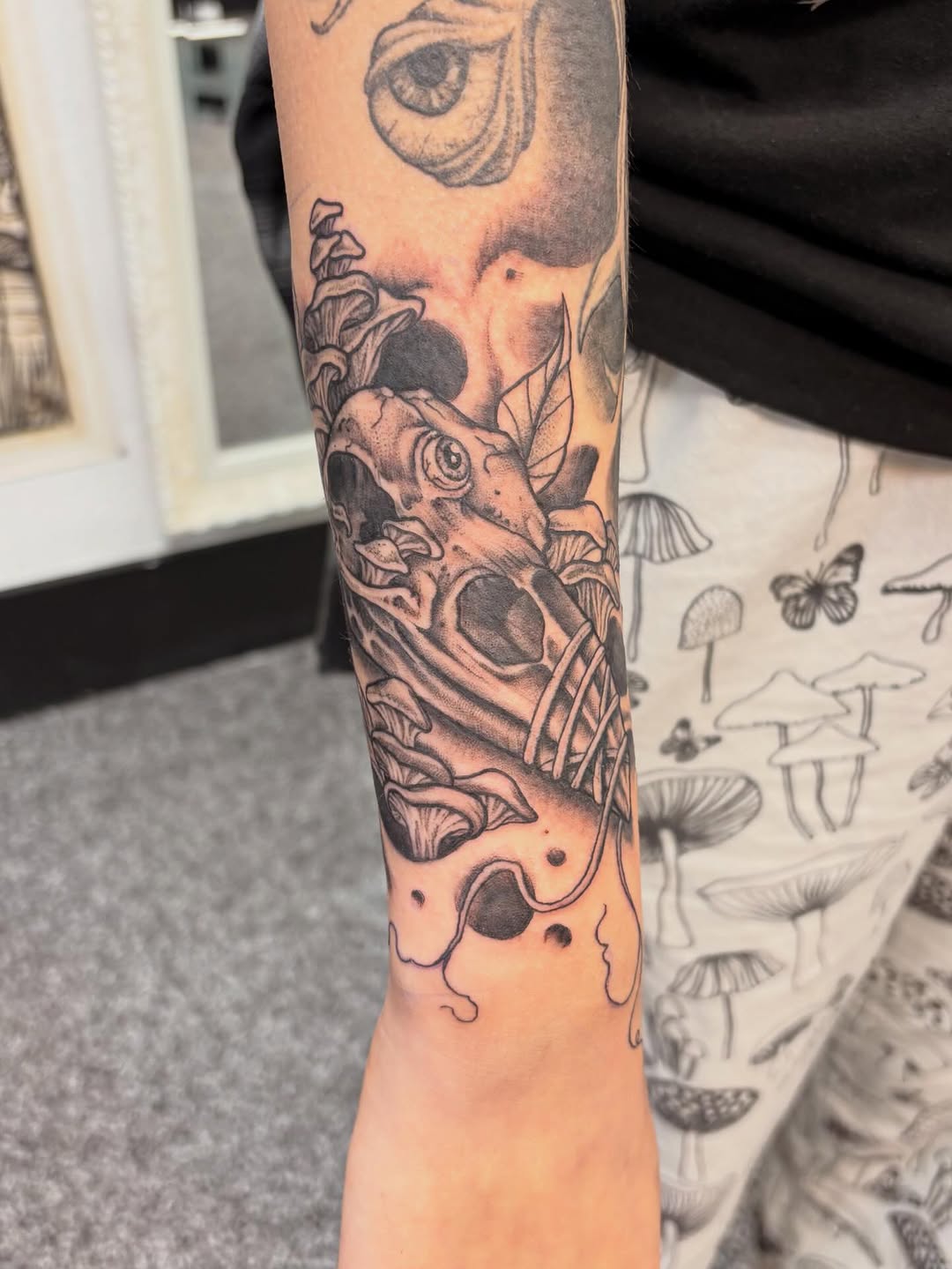 Tattoo by @jaydastarrtattoos — black_and_grey, illustrative