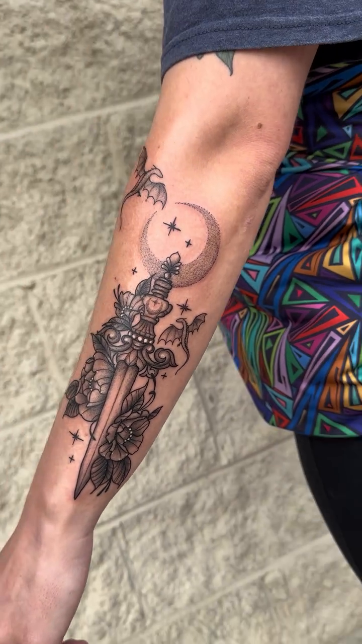 Tattoo by @cookie.inkz — fine_line, black_and_grey