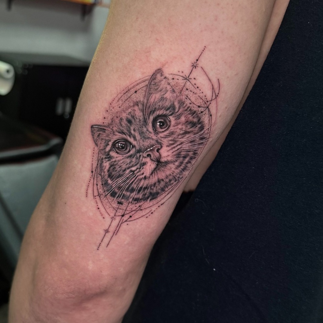 Tattoo by @lvltattoo_ — black_and_grey
