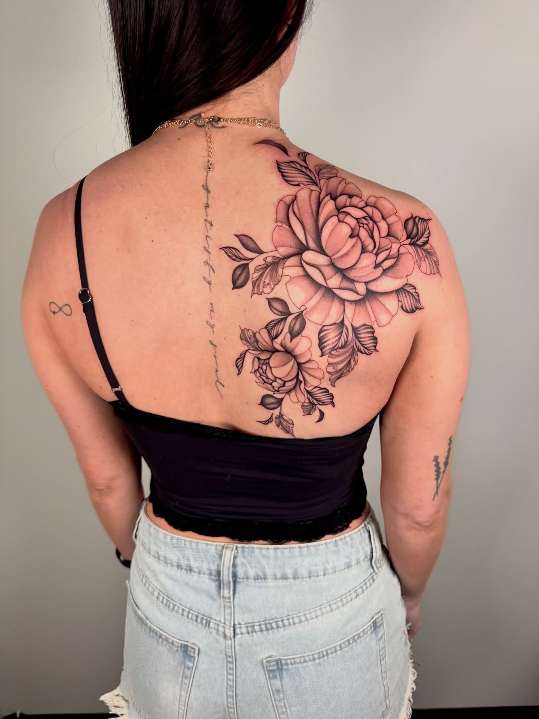 Tattoo by @roxbury_tattoos β black_and_grey