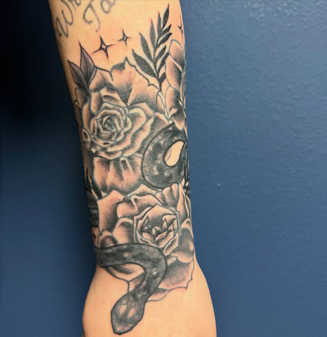 Tattoo by @erh_mer_gerd โ black_and_grey, illustrative