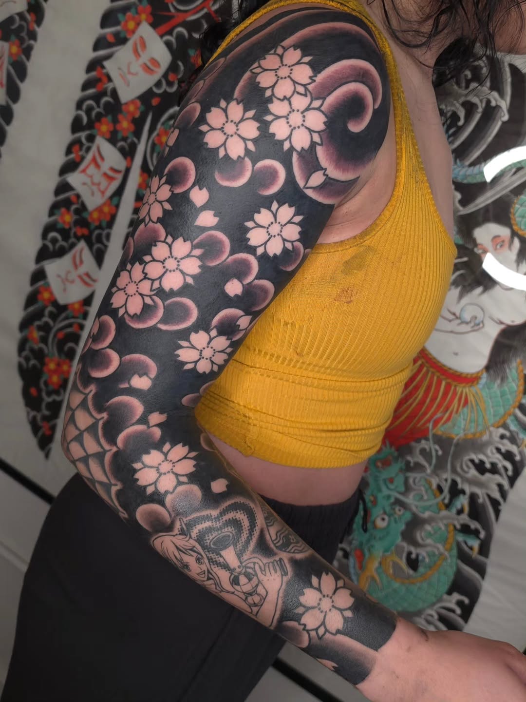 Tattoo by @angelhandstattoo โ japanese_irezumi, blackwork