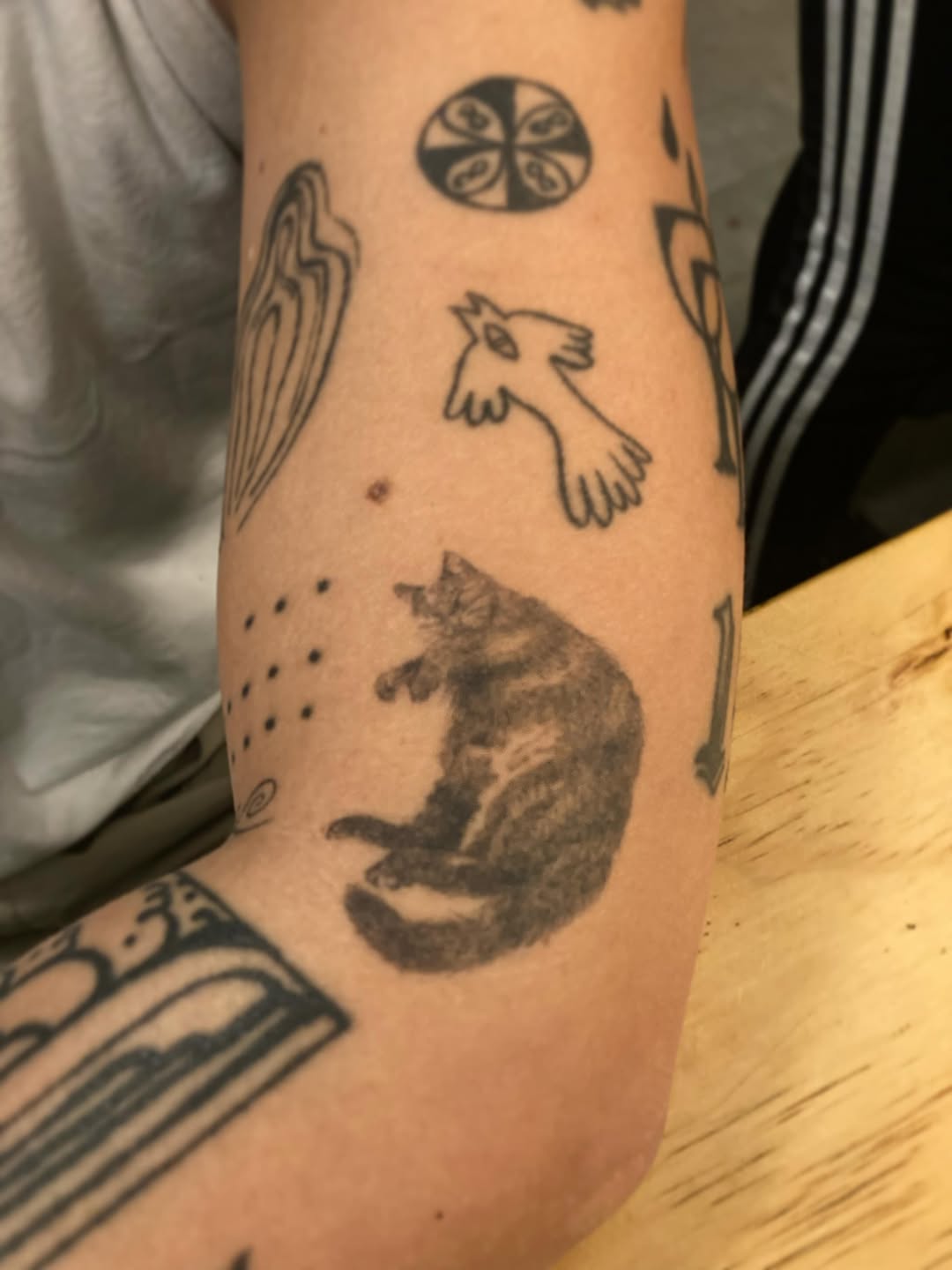 Tattoo by @lesser.burdock โ black_and_grey