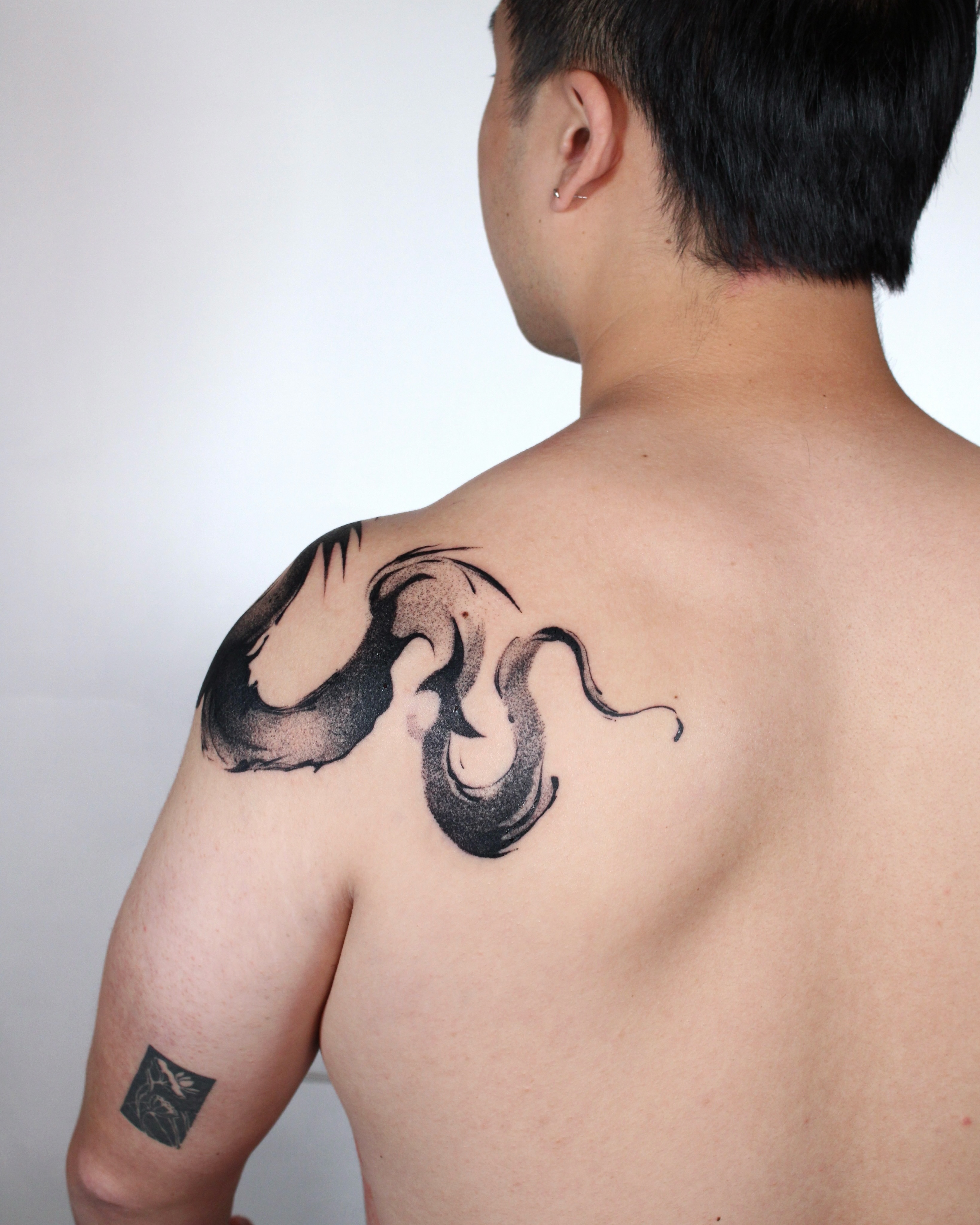 Tattoo by @tatpiaooo — blackwork, illustrative