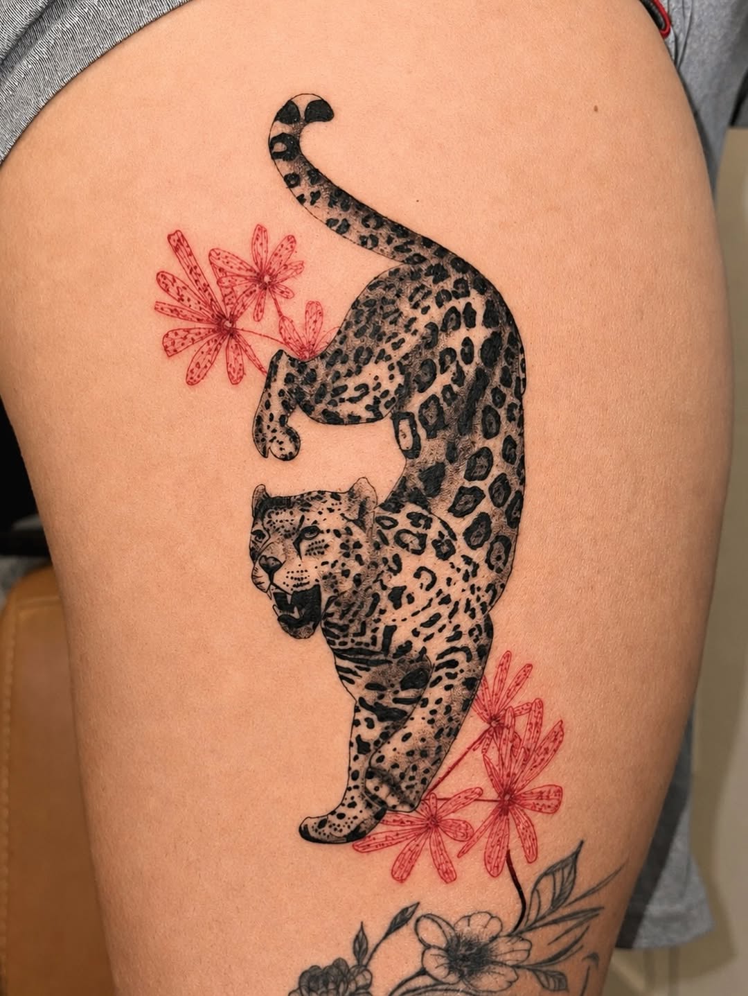 Tattoo by @mozeratti.tattoos — black_and_grey