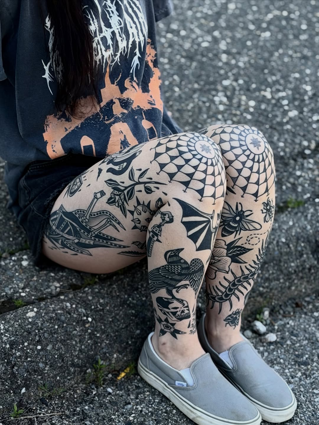 Tattoo by @darkcherry__ โ blackwork
